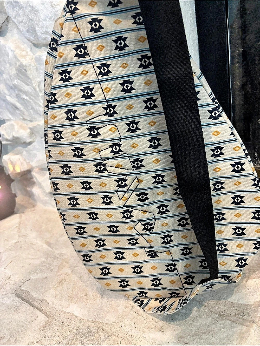 KAVU Rope Bag Geometric Pattern Backpack in Cream & Blue - Picture 3 of 7